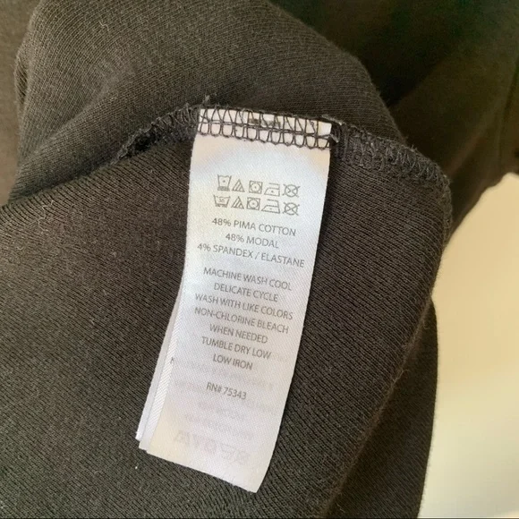 ❗️Sold❗️ Cynthia Rowley Black Scoop Neck Short Sleeve Tee • Medium - Picture 5 of 5